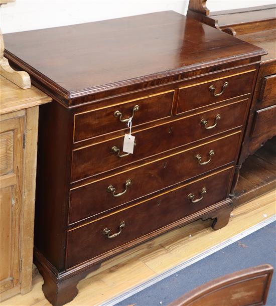 A George III mahogany chest of drawers W.92cm